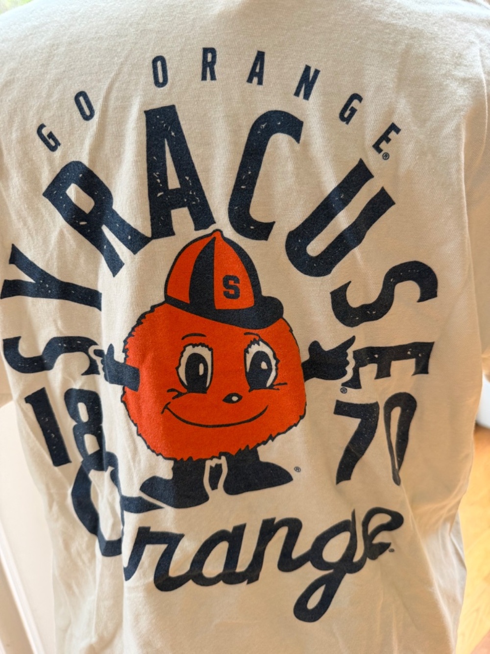 Syracuse Orange T-Shirt Size M NCAA College Graphic Tee Vintage Style - Picture 4 of 9